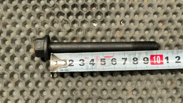 Болт ГБЦ 4TNE92/94/98