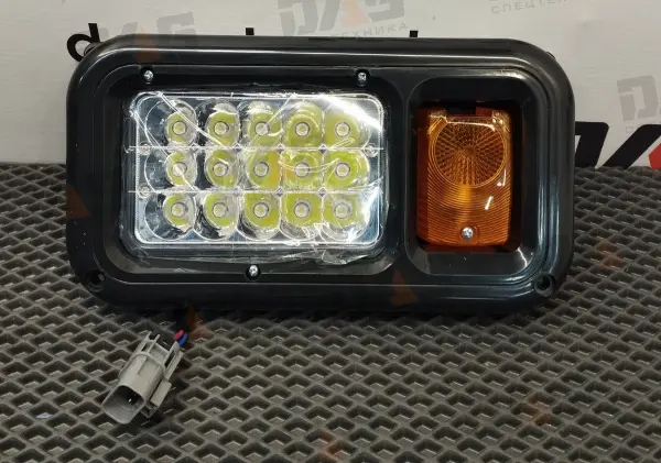 Блок-фара правая LED