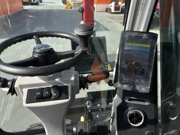 Экскаватор Профессионал PB210W (колесный) купить в Москве