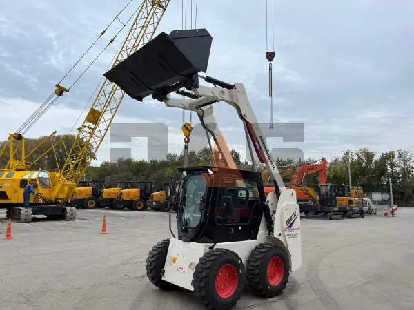 Мини-погрузчик Lonking CDM312 купить в Москве