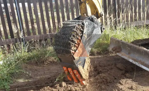 Цепные траншейные ковши для мини-экскаваторов от 2 до 4 тонн