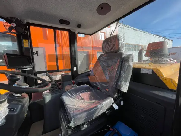Фронтальный погрузчик Lonking ZL50HC купить в Москве