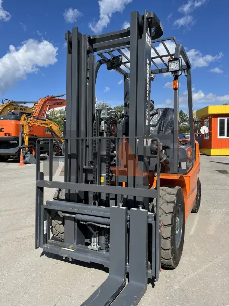Дизельный вилочный погрузчик Lonking FD20T купить в Москве