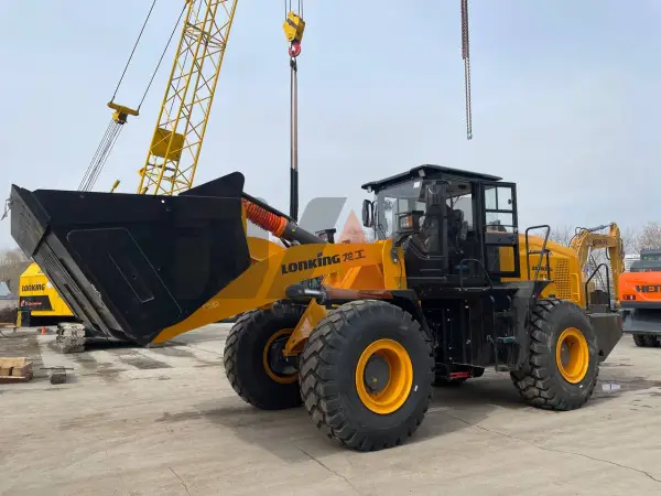 Фронтальный погрузчик CDM856H купить в Москве
