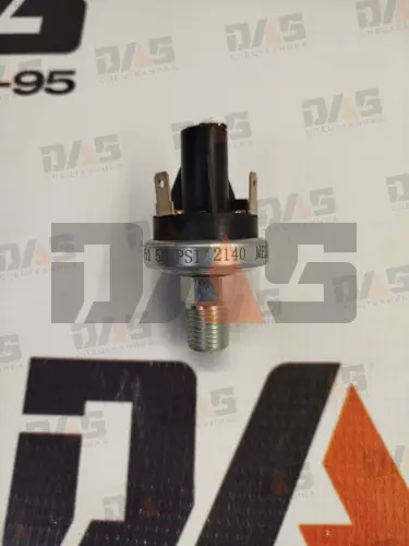 Датчик давления масла X207776 YC6108/YC6B125